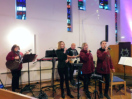 Die Band "Message" beim Einsingen
