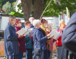 Der Gemischte Chor Starzeln präsentierte einige Lieder aus der "launigen Forelle"